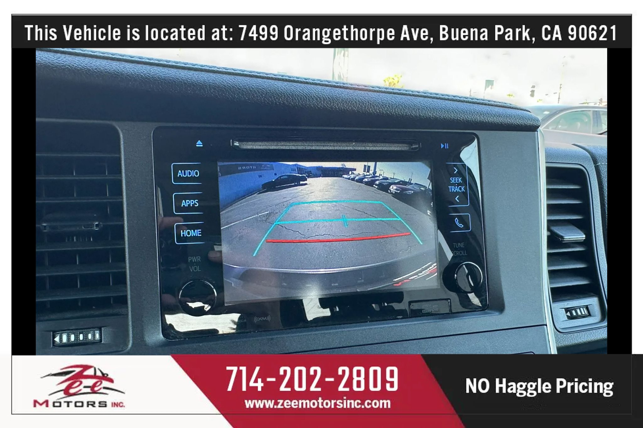 Used 2017 Toyota Sienna SE Premium w/ Cargo Management Package FWD image 40
