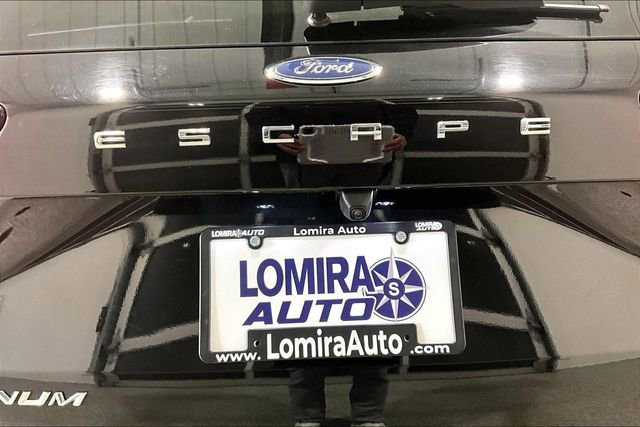 Used 2025 Ford Escape Platinum AWD/4WD image 30