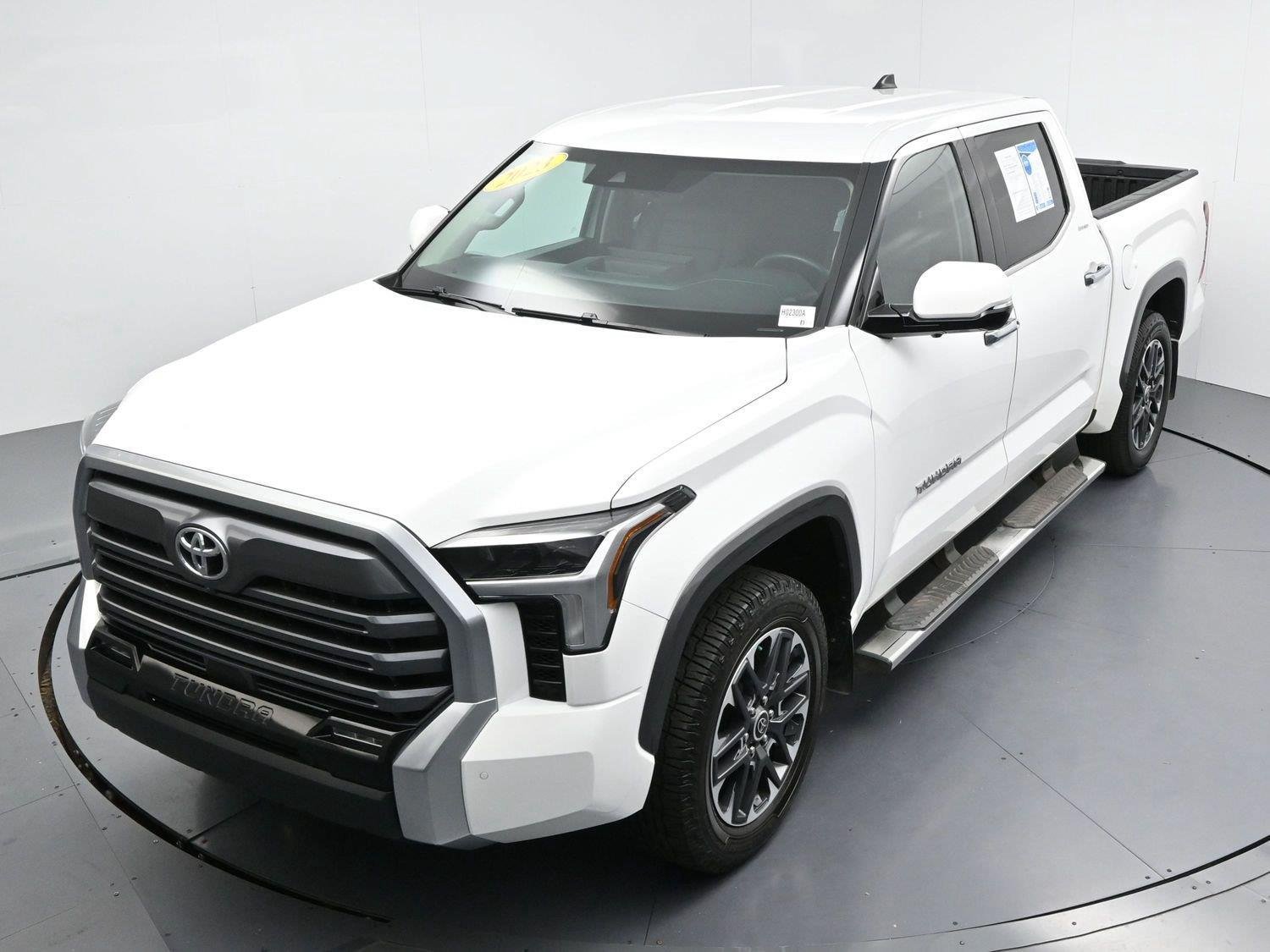 Used 2023 Toyota Tundra Limited AWD/4WD image 41