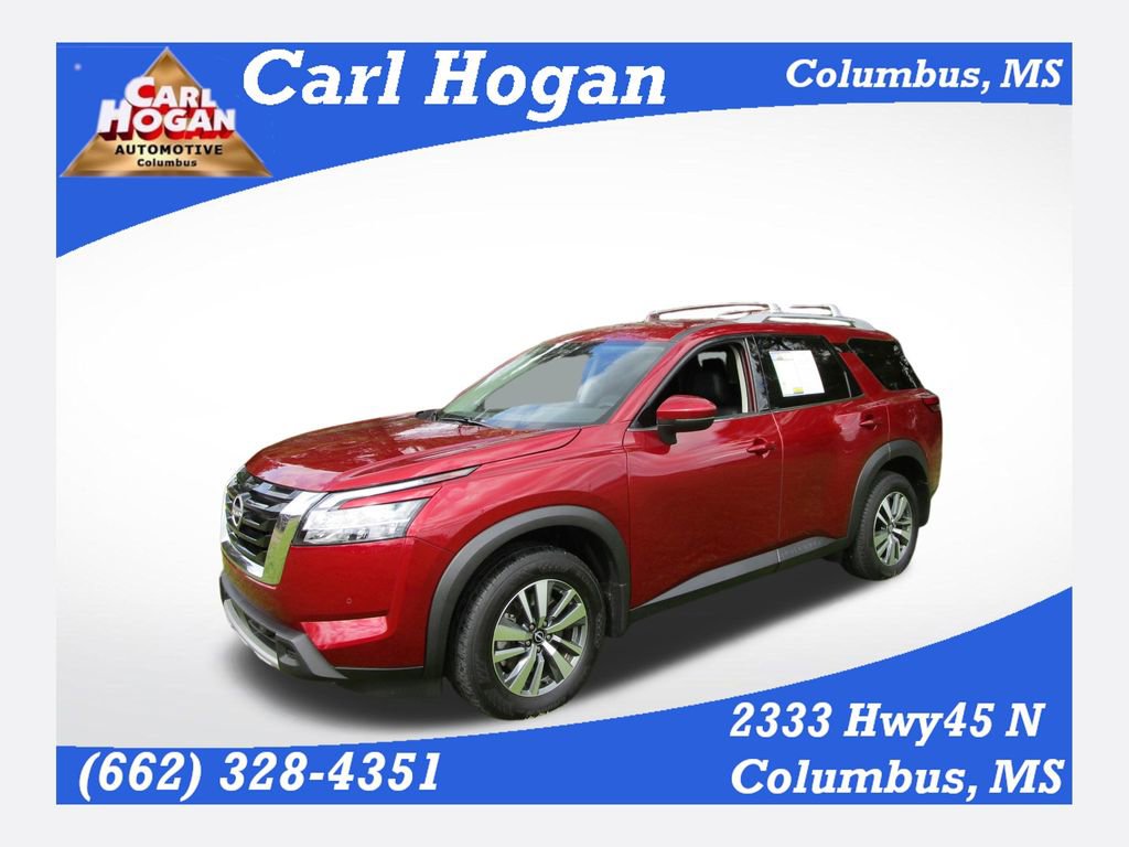 Used 2024 Nissan Pathfinder SL image 1