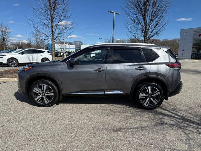 Used 2023 Nissan Rogue SL w/ SL Premium Package image 8