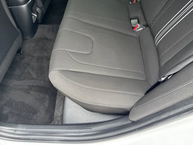 Used 2025 Hyundai Elantra Sport image 16