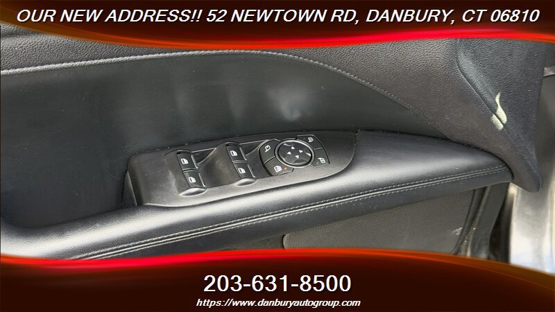 Used 2017 Lincoln MKZ Select w/ Select Plus Package AWD/4WD image 13