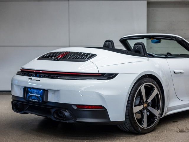 Certified 2025 Porsche 911 Carrera RWD image 21