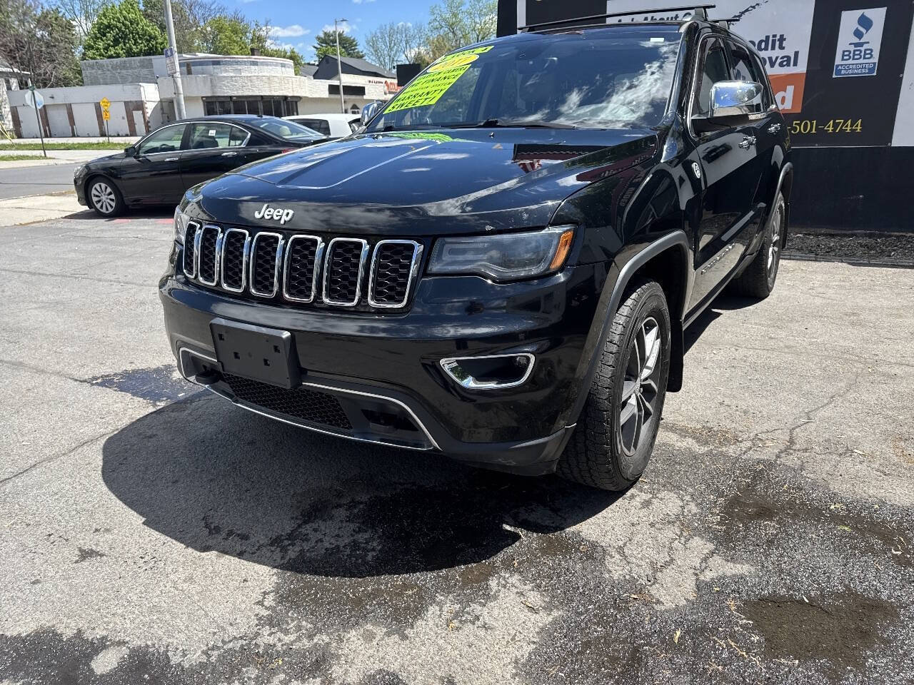 Used 2017 Jeep Grand Cherokee Limited w/ Luxury Group II AWD/4WD image 1