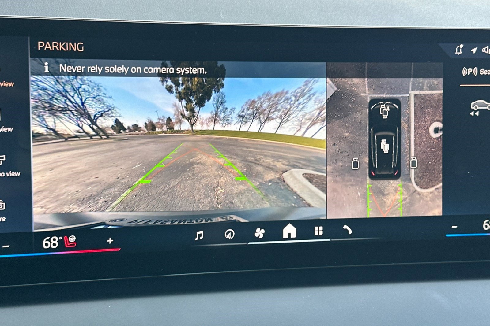 Used 2025 BMW X3 xDrive30i w/ Premium Package image 24