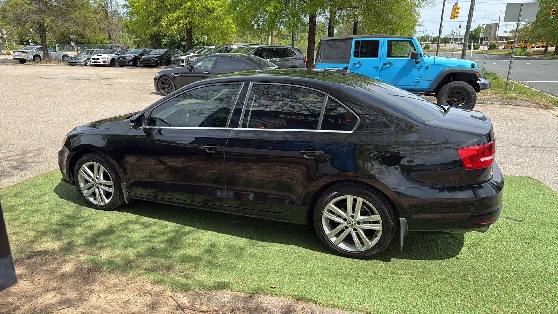 Used 2015 Volkswagen Jetta SEL image 4