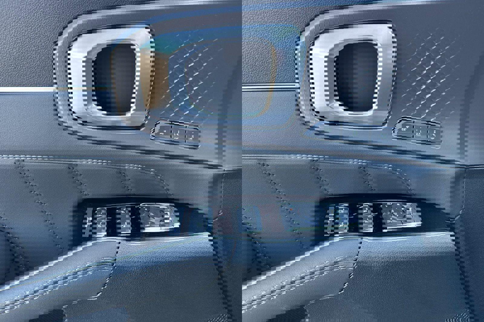 New 2026 Kia Sorento SX Prestige image 11