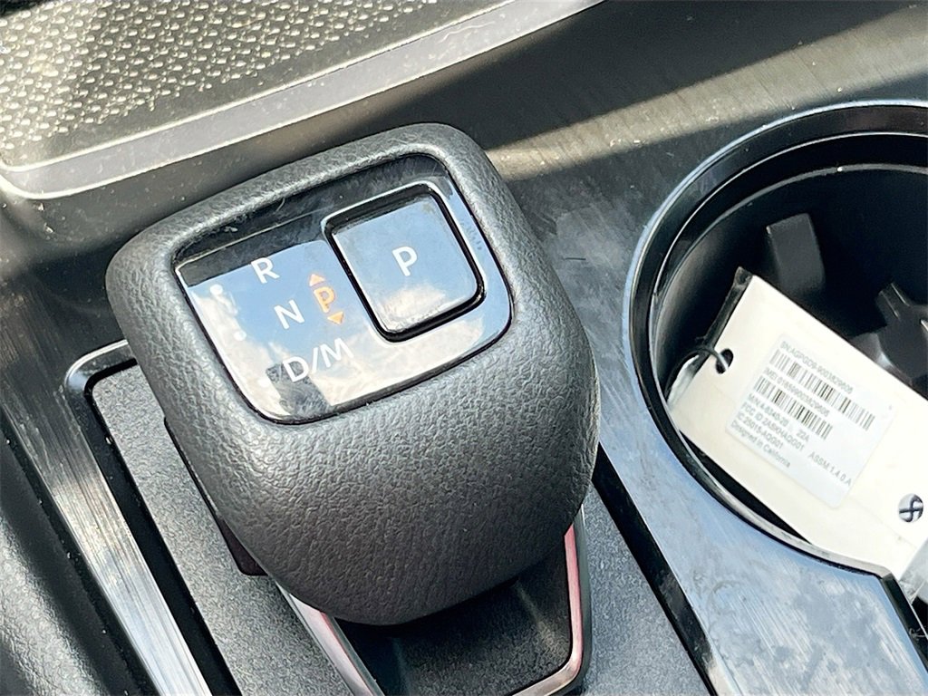 Used 2023 Nissan Rogue SV image 16