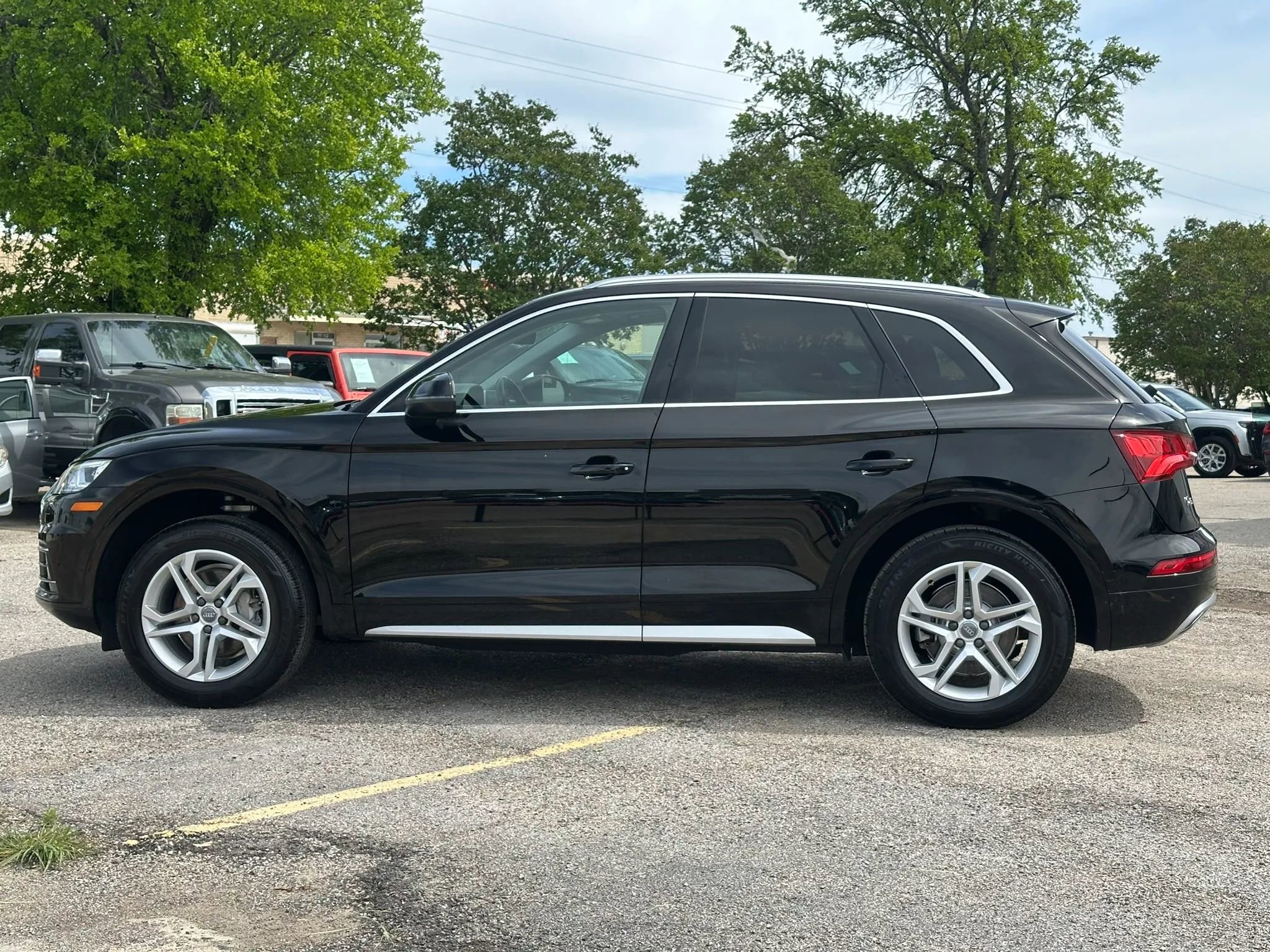 Used 2018 Audi Q5 2.0T Premium Plus image 3