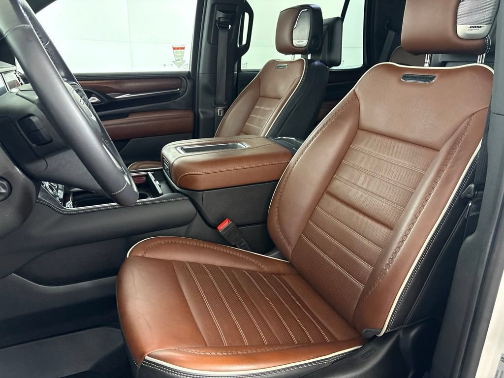 Used 2023 GMC Yukon Denali Ultimate AWD/4WD image 22
