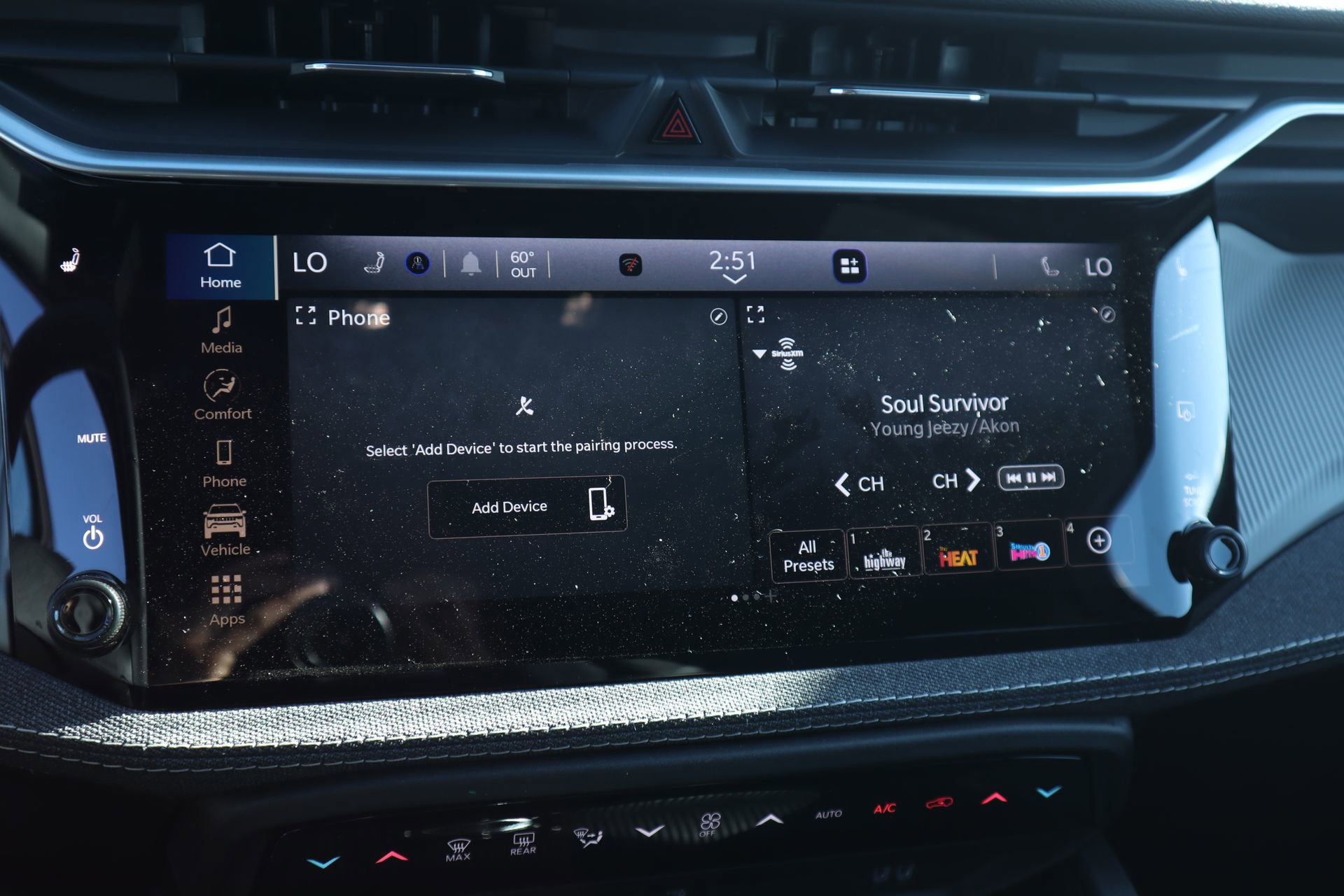 New 2026 Jeep Cherokee Laredo image 5