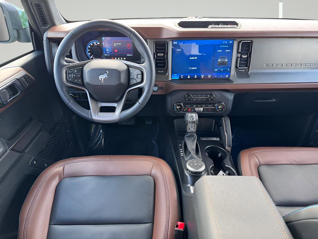 Used 2024 Ford Bronco Outer Banks image 5