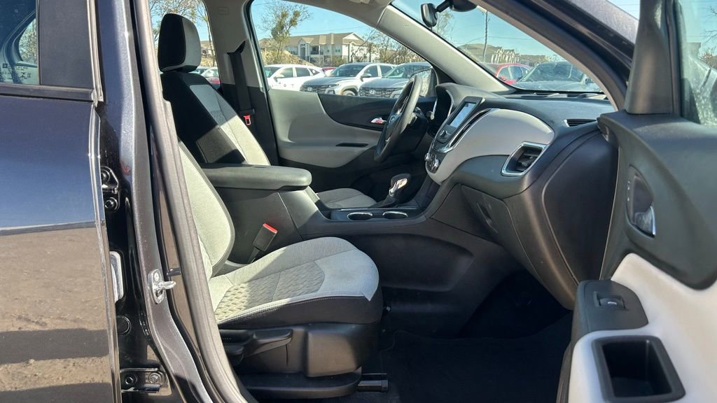 Used 2022 Chevrolet Equinox LS image 20