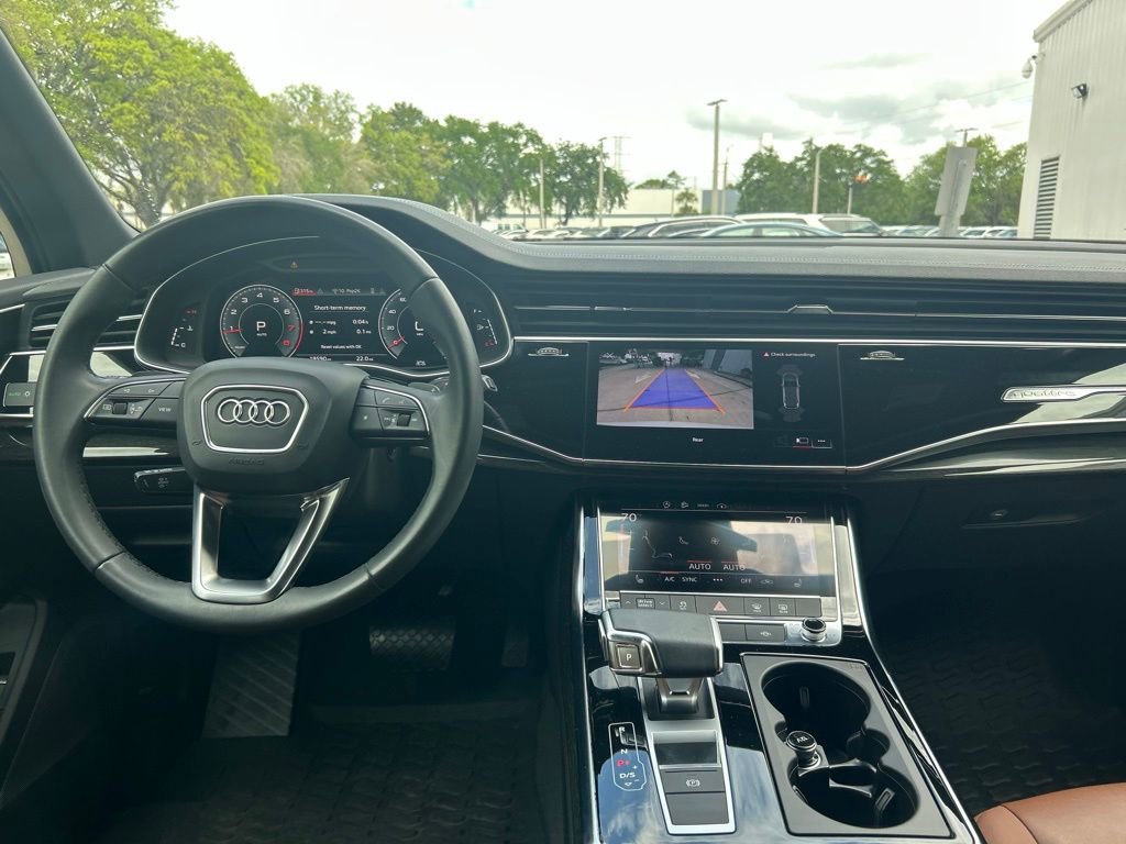 Used 2023 Audi Q7 2.0T Premium w/ Towing Package AWD/4WD image 49