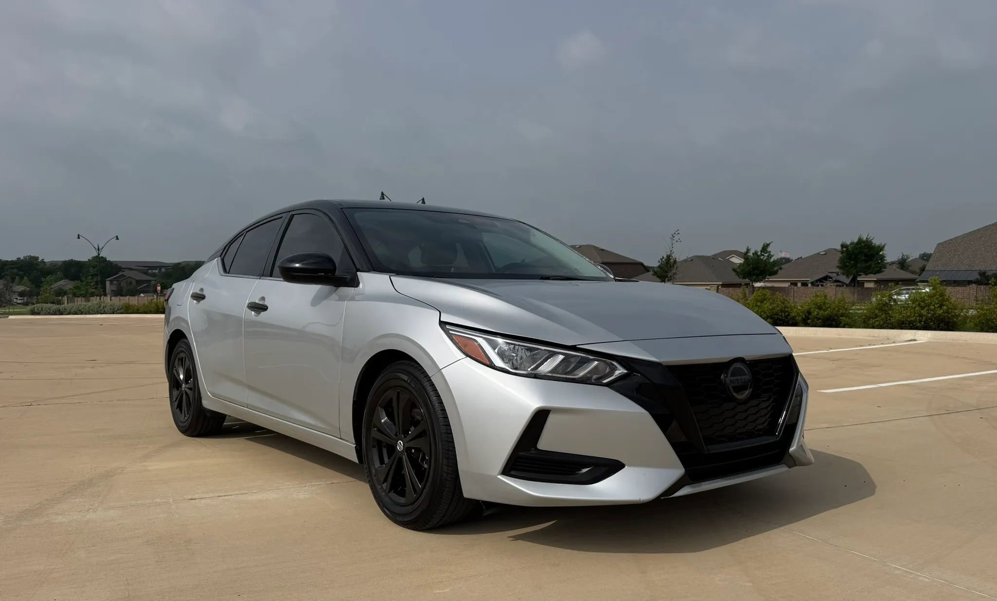 Used 2023 Nissan Sentra SV FWD image 3