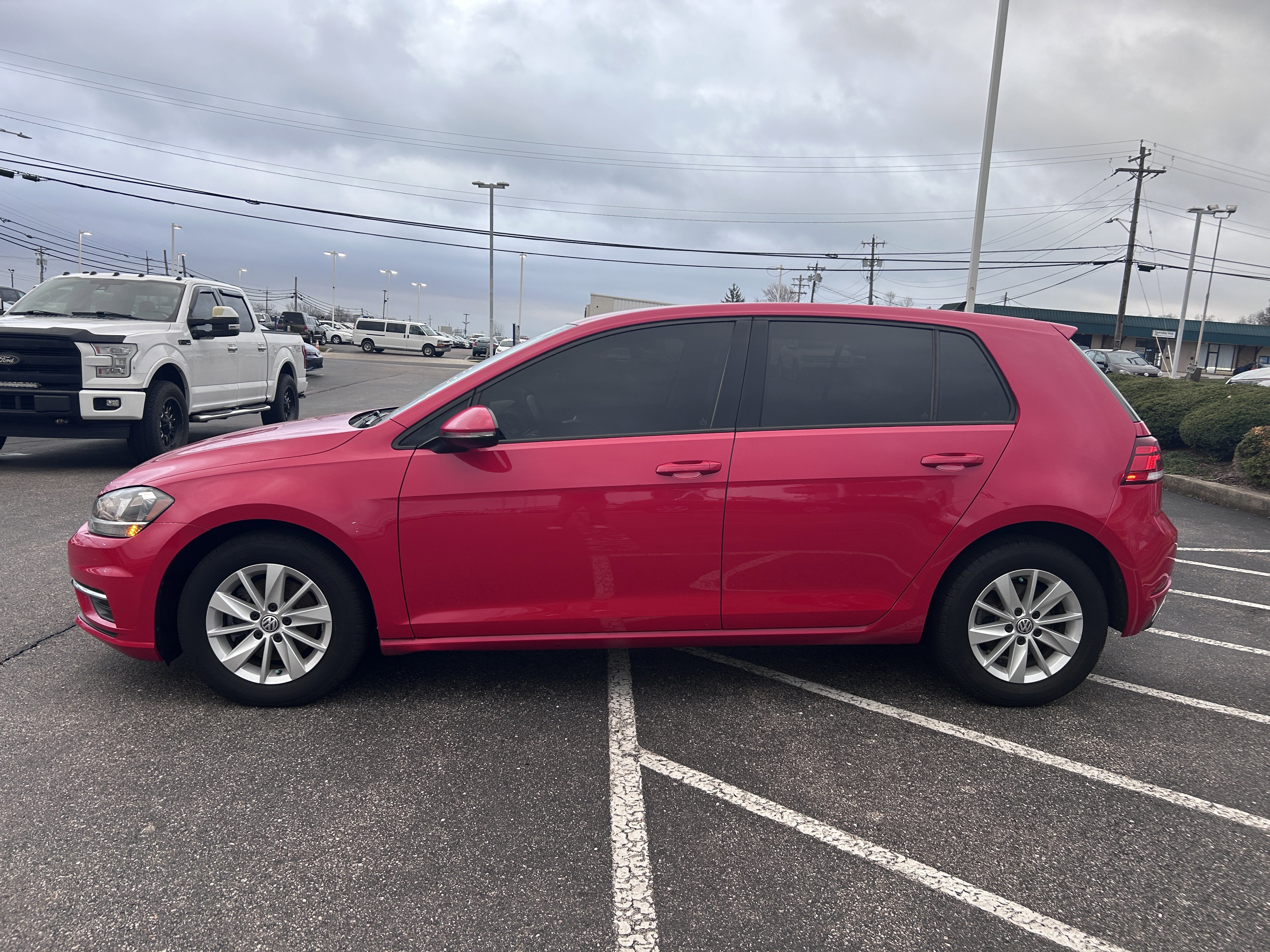 Used 2018 Volkswagen Golf S image 4