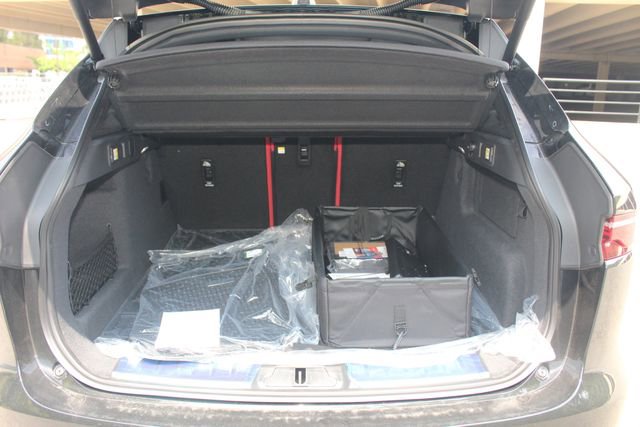 New 2026 Jaguar F-PACE R-Dynamic S image 12