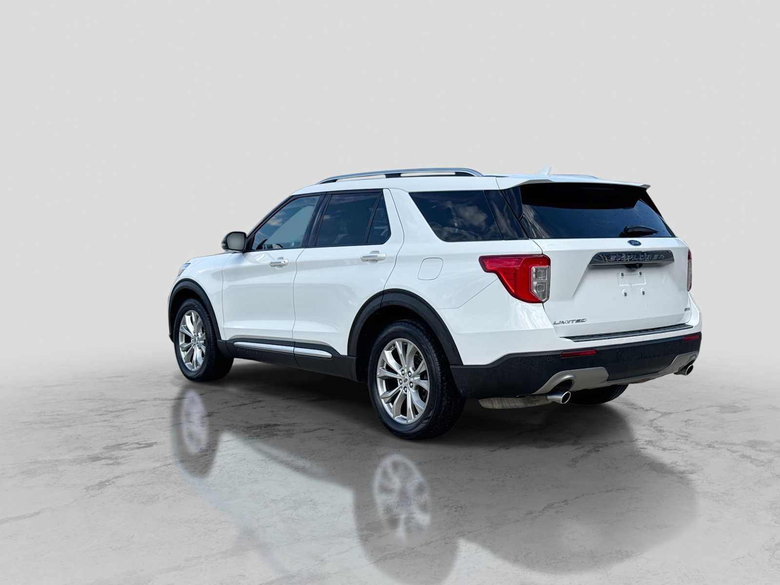 Used 2020 Ford Explorer Limited AWD/4WD image 4