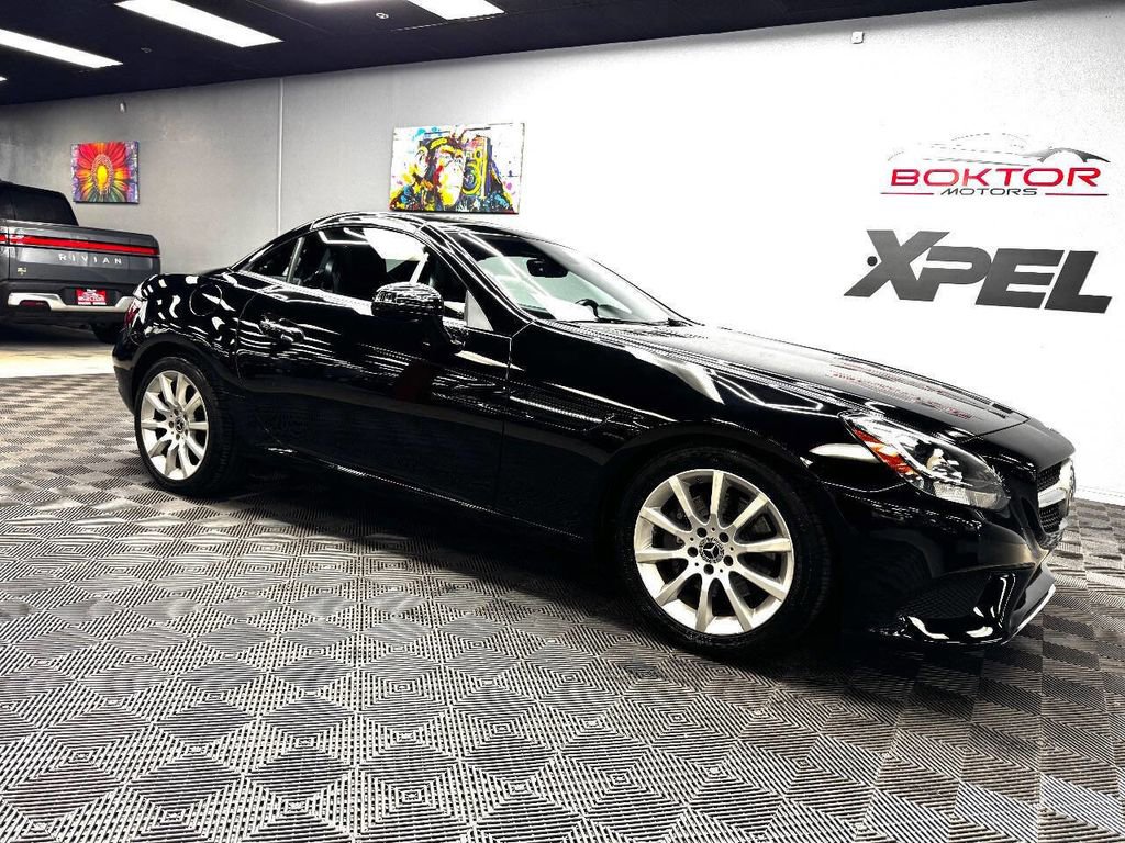 Used 2019 Mercedes-Benz SLC 300 w/ Premium Package image 4