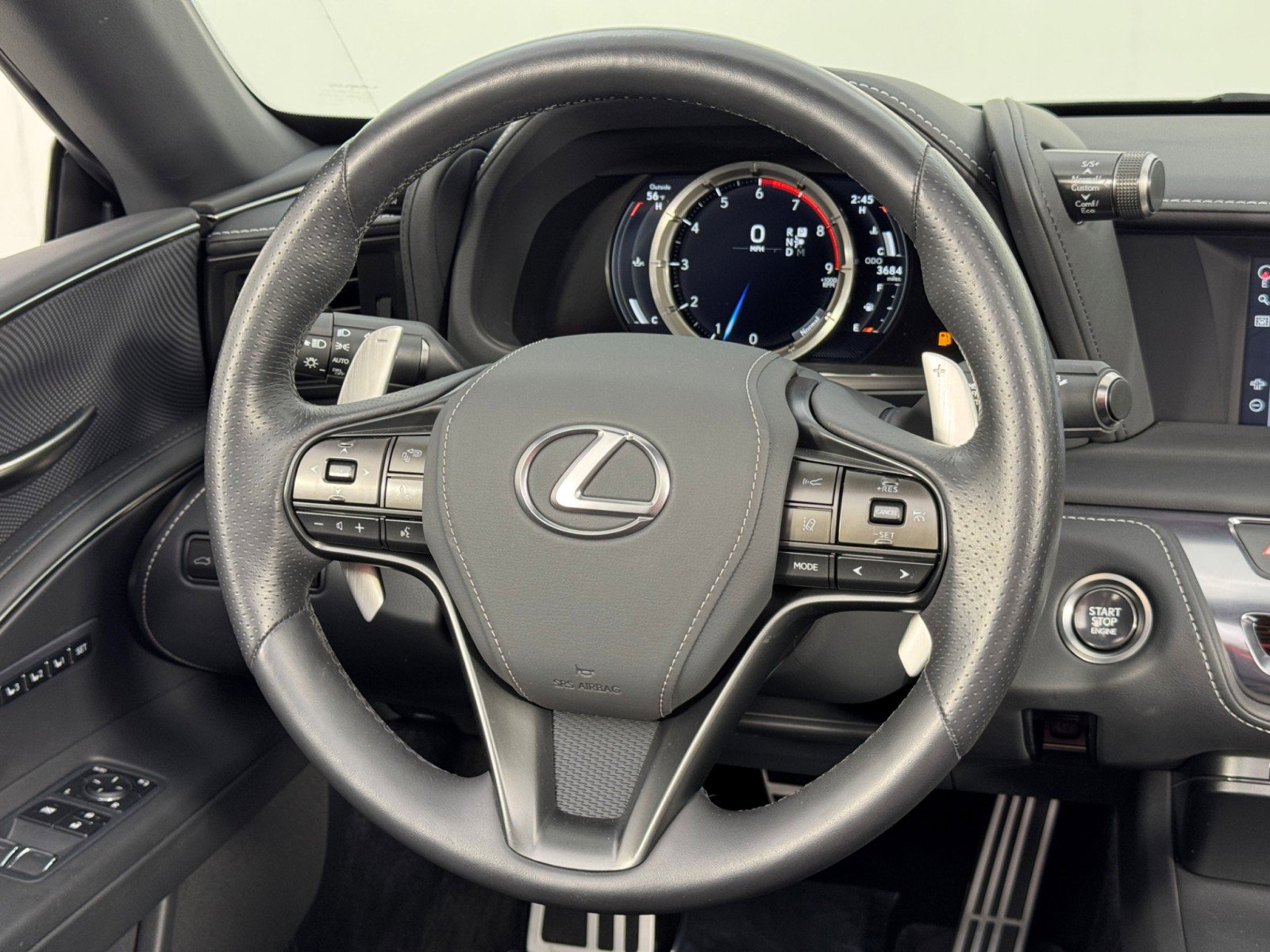 Used 2023 Lexus LC 500 Convertible image 23