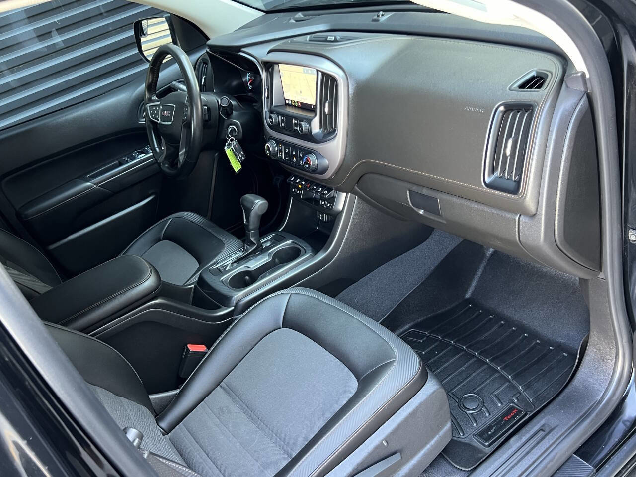 Used 2021 GMC Canyon AT4 w/ Driver Alert Package AWD/4WD image 23