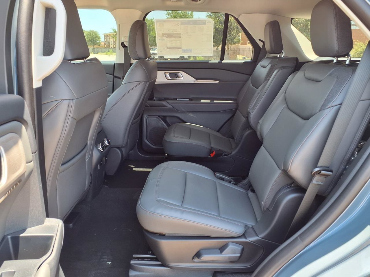 New 2026 Ford Explorer Active w/ Active Comfort Package RWD image 19