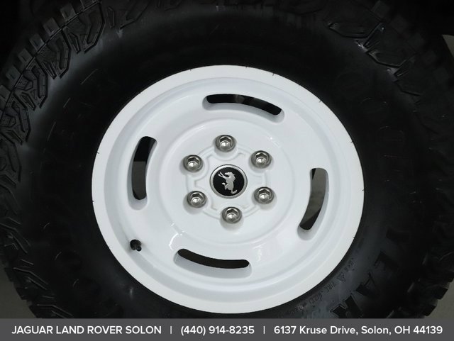Used 2025 Ford Bronco Heritage Edition AWD/4WD image 38