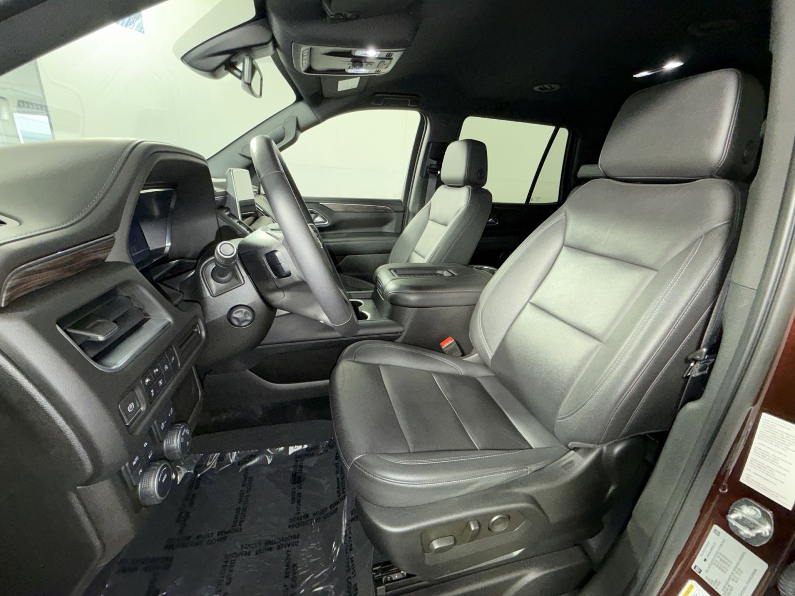 Used 2022 Chevrolet Tahoe LT w/ Luxury Package image 13