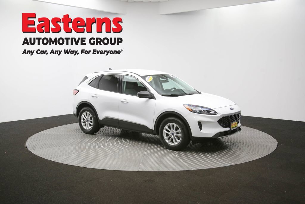 Used 2022 Ford Escape SE image 47