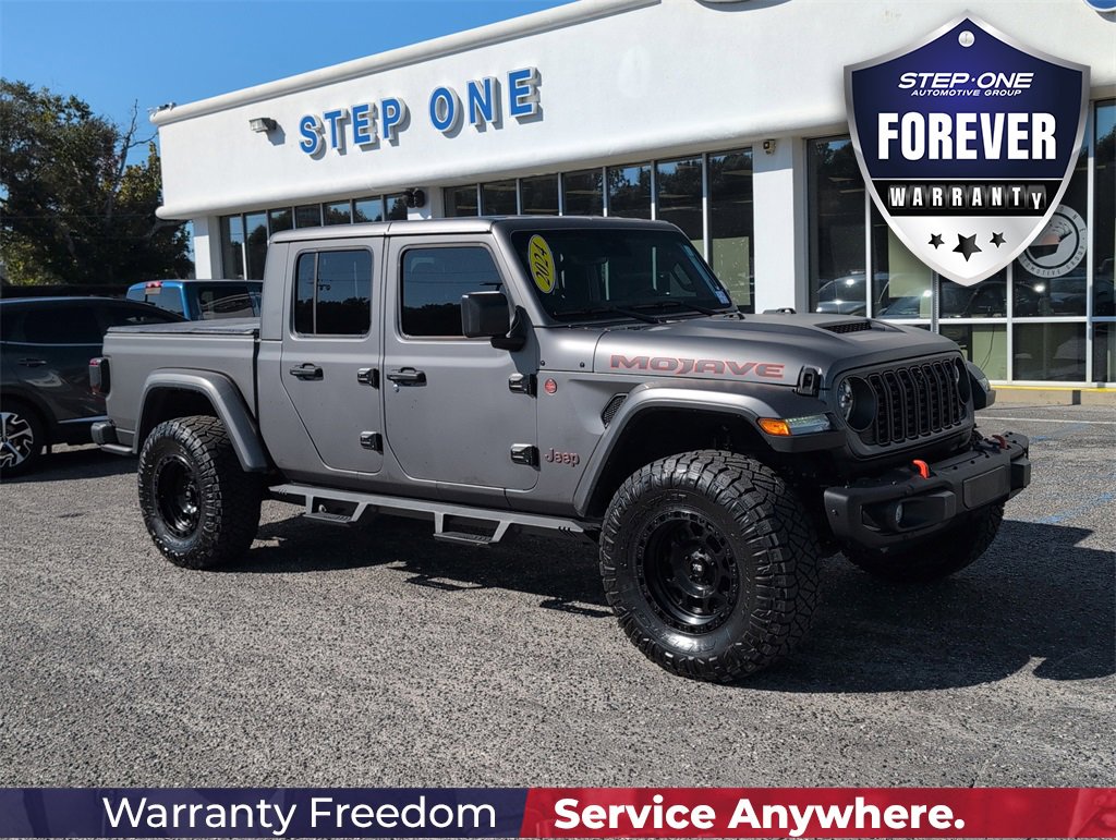 Used 2024 Jeep Gladiator Mojave