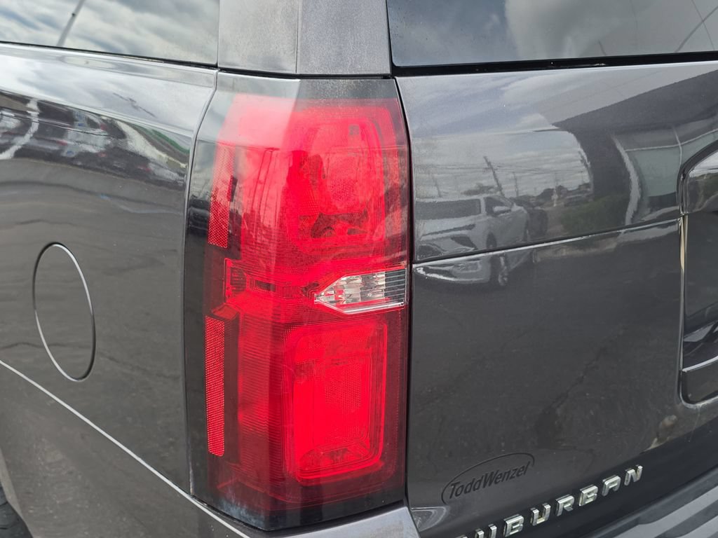 Used 2016 Chevrolet Suburban LT AWD/4WD image 36