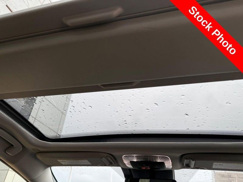 Used 2024 Toyota Prius Prime FWD image 15