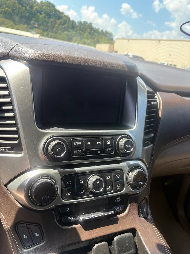 Used 2019 Chevrolet Tahoe LT AWD/4WD image 23