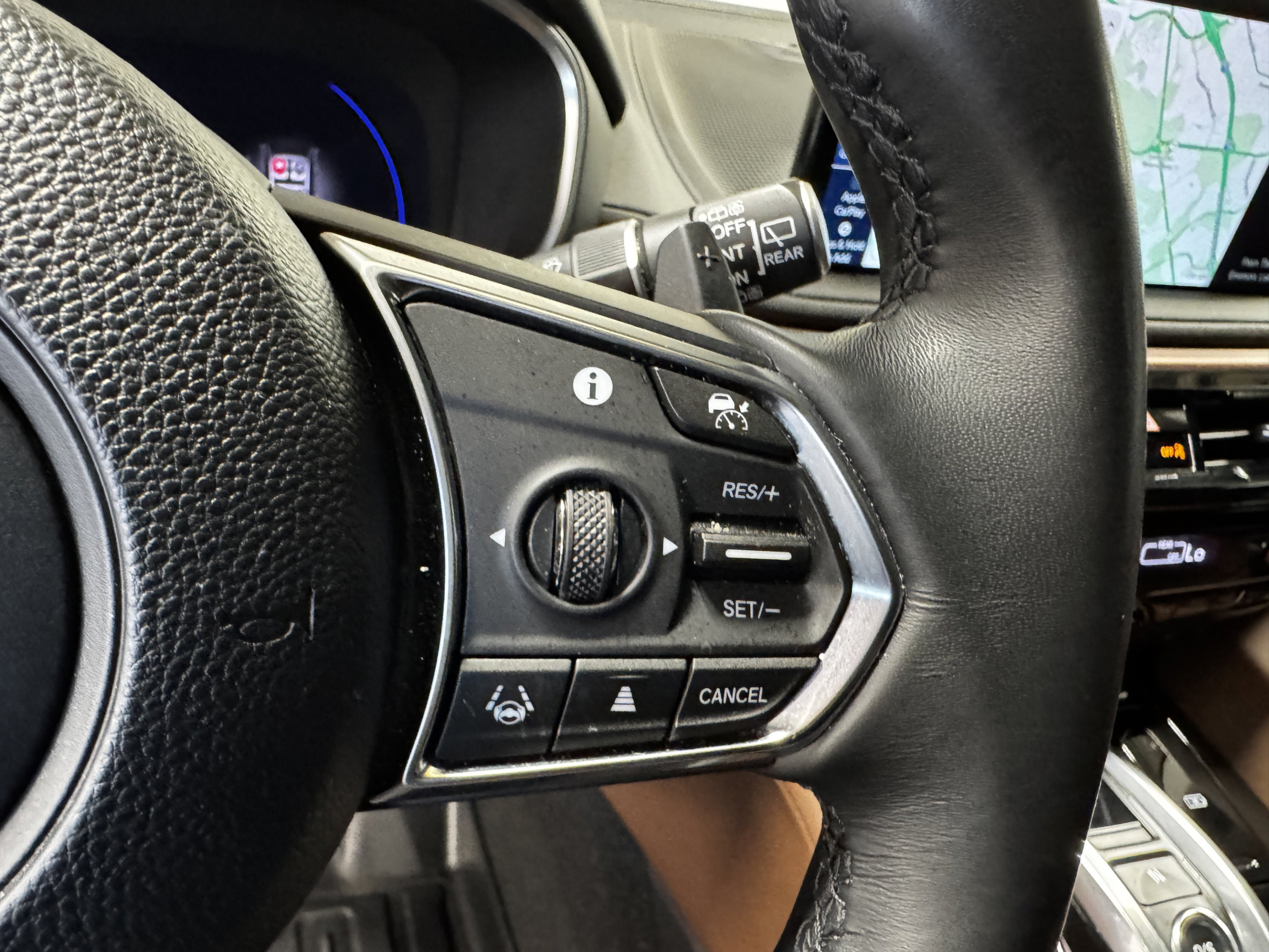 Certified 2025 Acura MDX w/ Technology Package FWD image 20