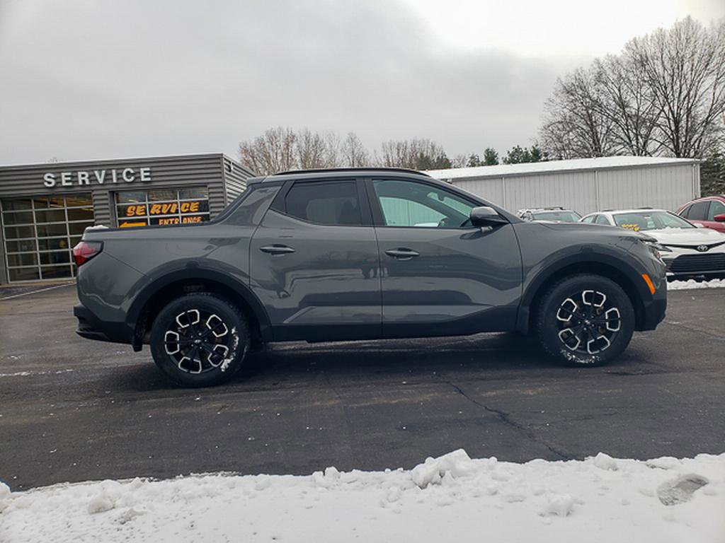 Used 2023 Hyundai Santa Cruz SEL Premium w/ Launch Package image 4