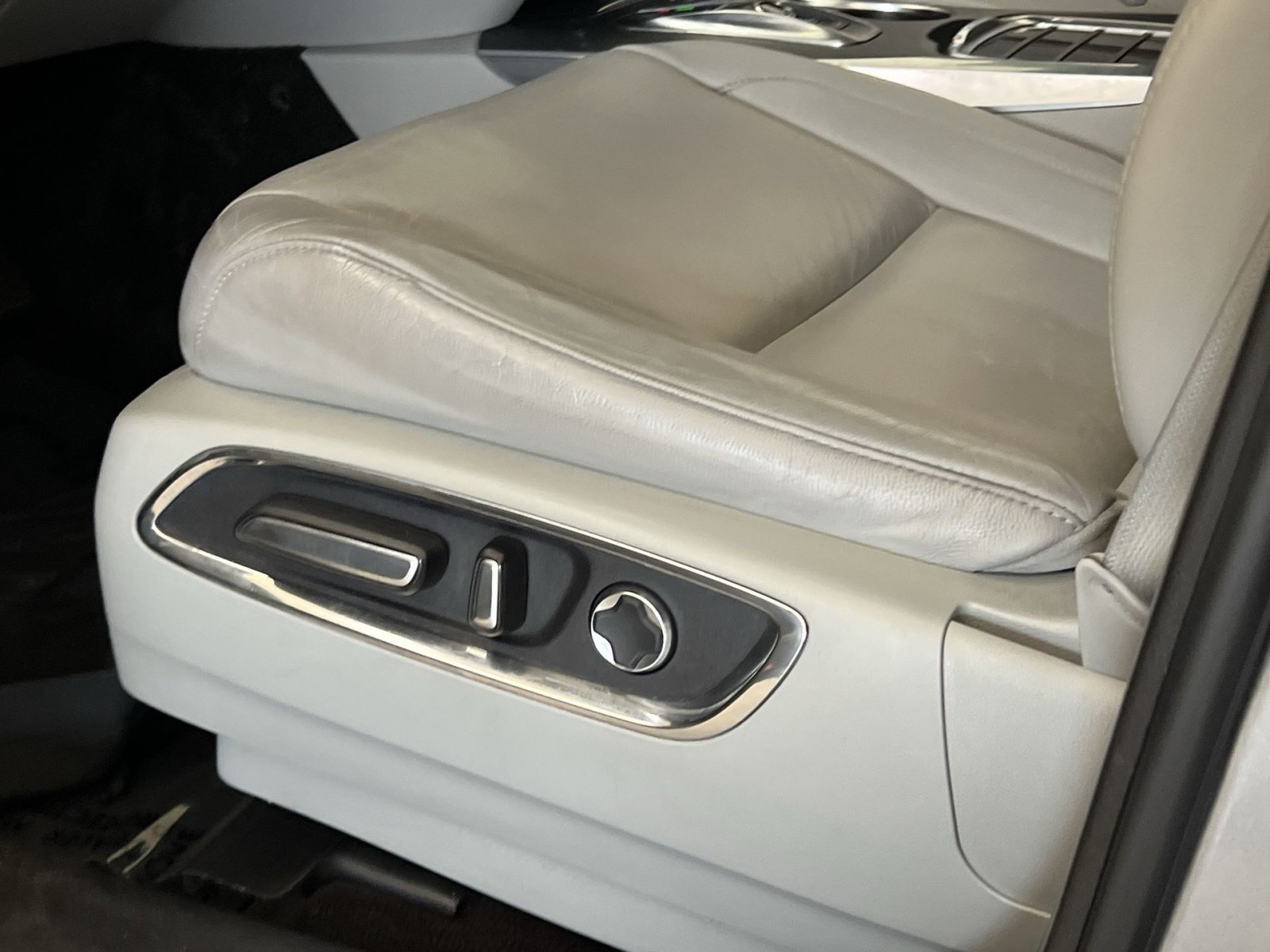 Used 2019 Acura MDX SH-AWD image 13