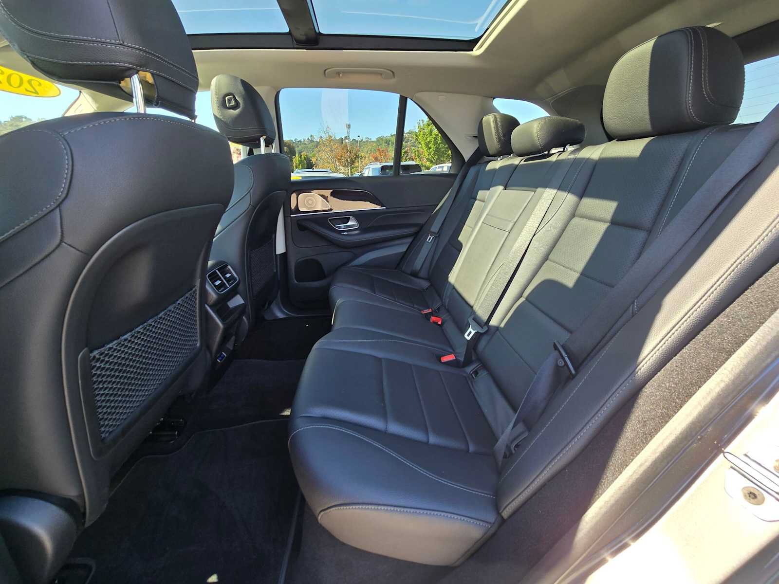 Used 2024 Mercedes-Benz GLE 450 4MATIC image 16