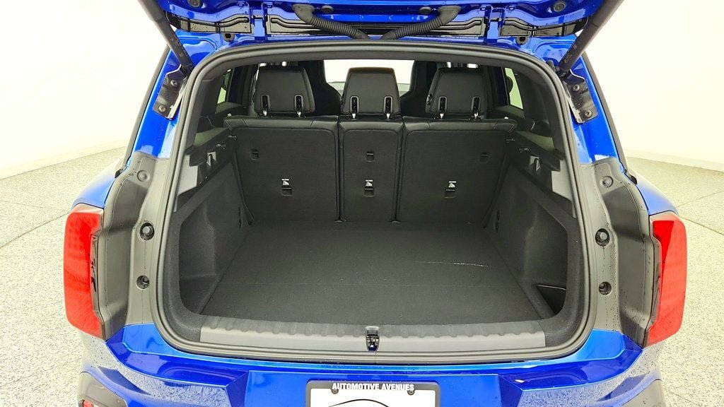 Used 2025 MINI Cooper Countryman John Cooper Works w/ Comfort Package Max AWD/4WD image 23
