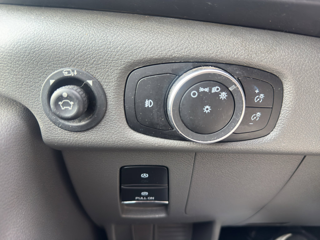 Used 2022 Ford Transit 350 XLT image 28