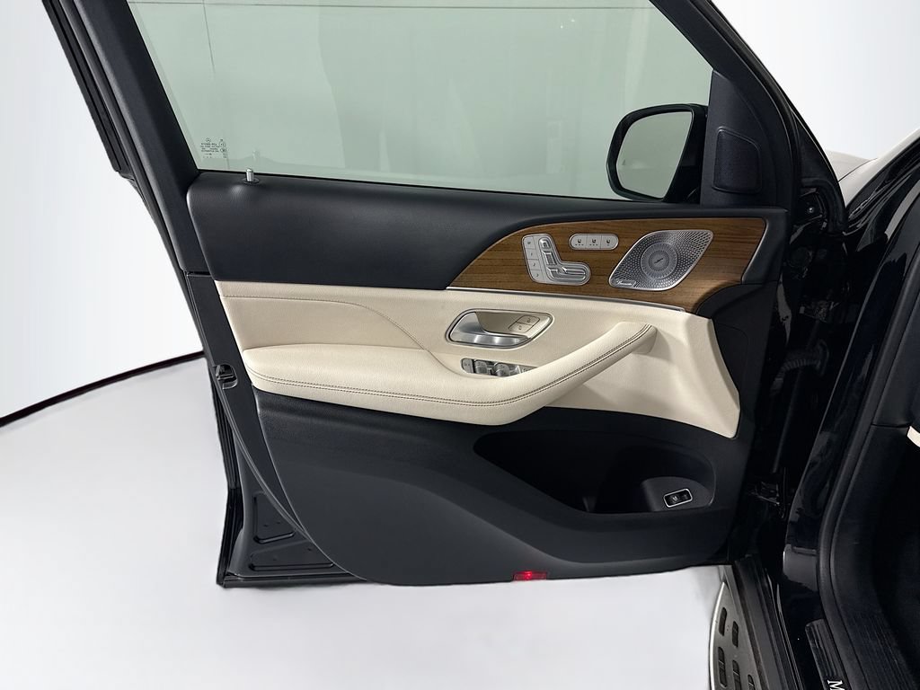 Certified 2021 Mercedes-Benz GLS 580 4MATIC image 24