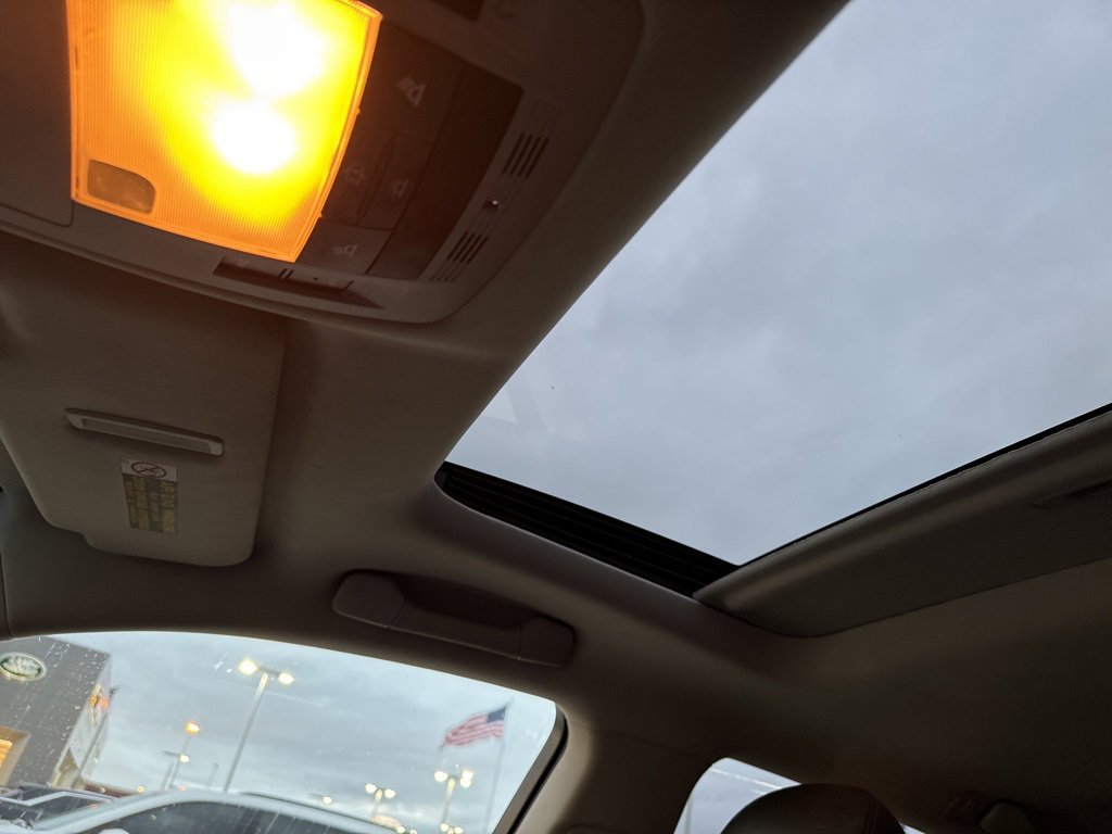 Used 2013 Lexus RX 450h AWD image 7