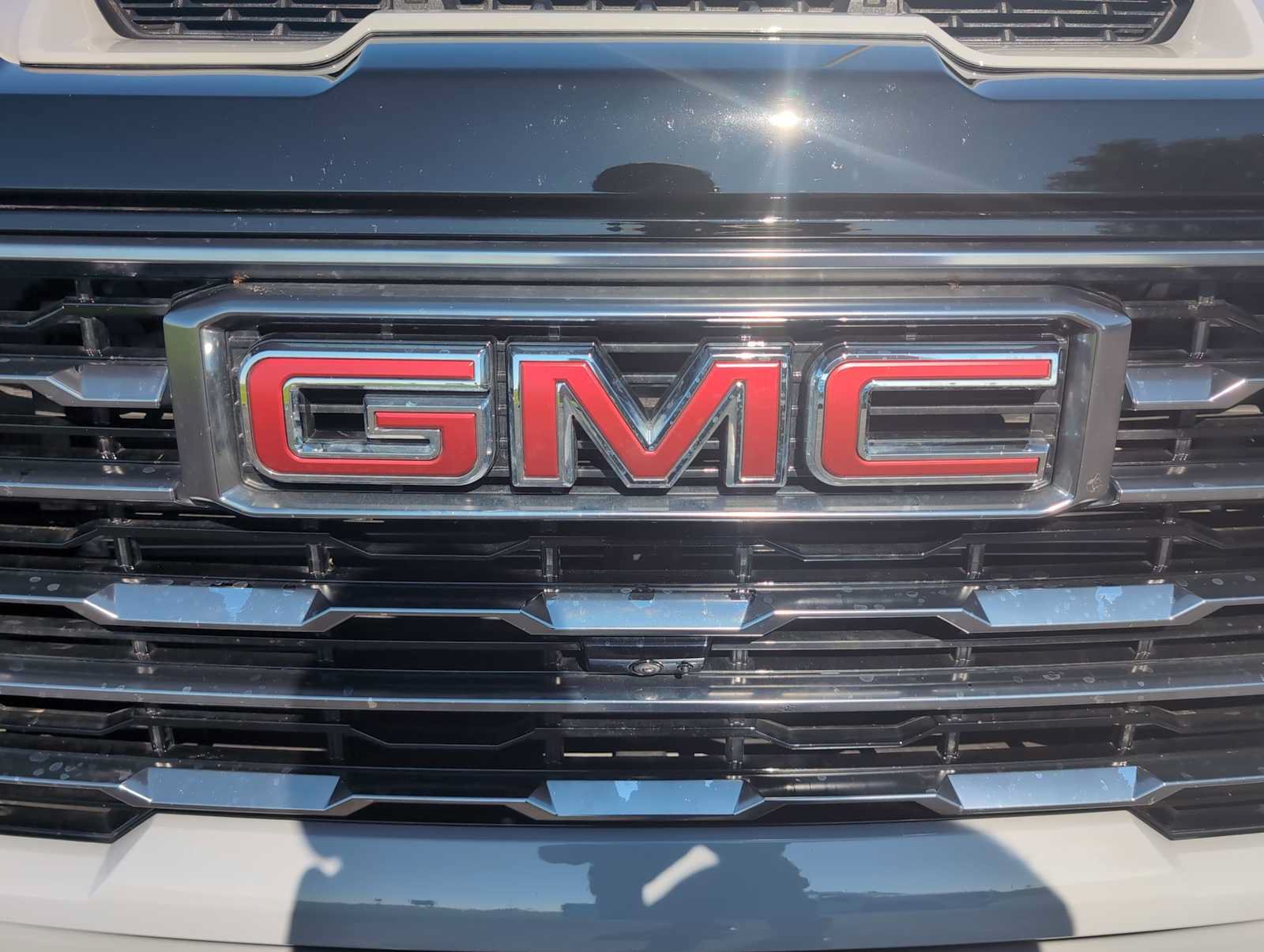 Used 2025 GMC Sierra 2500 AT4 w/ AT4 Premium Plus Package AWD/4WD image 31