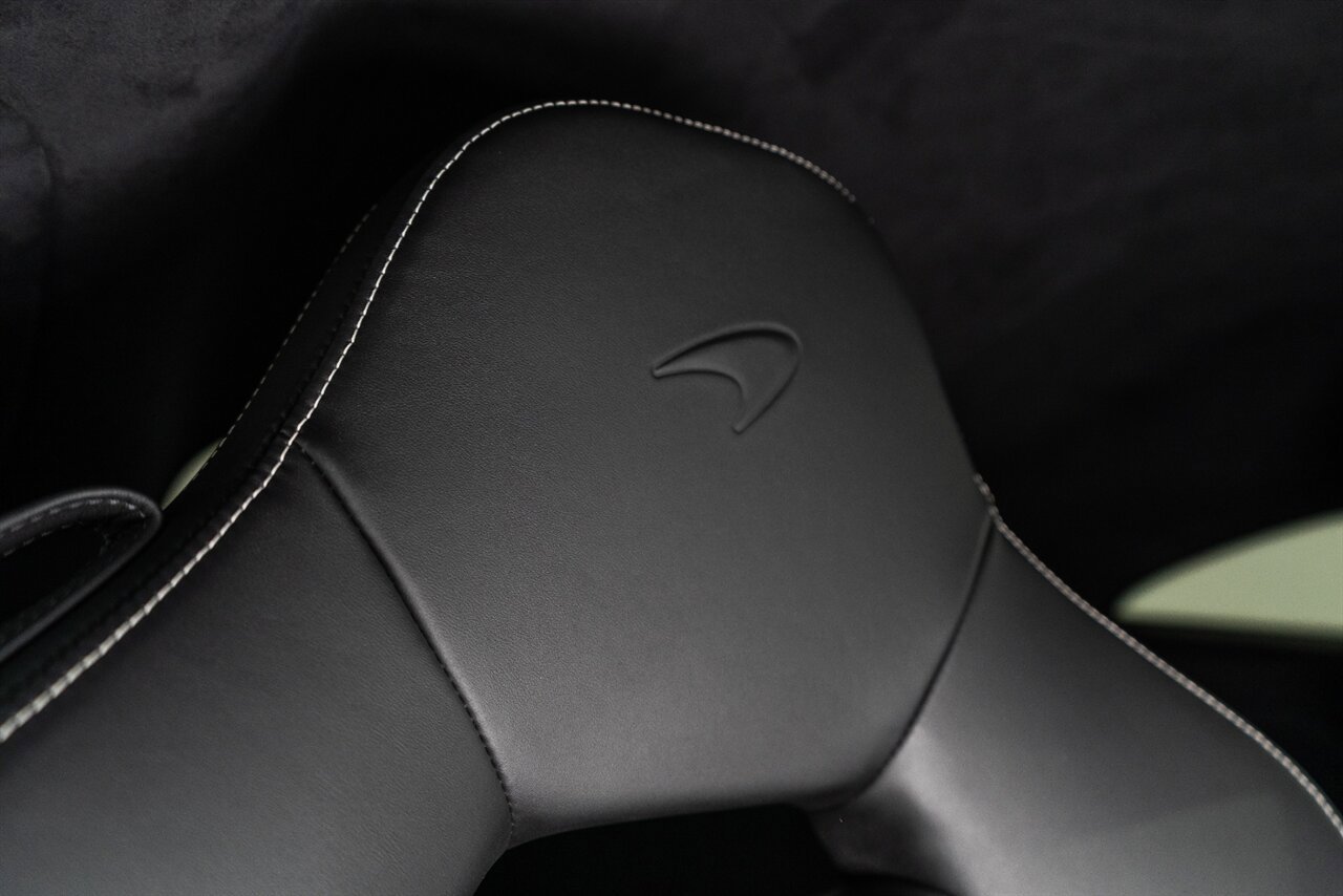 Used 2019 McLaren 570S Coupe RWD image 38