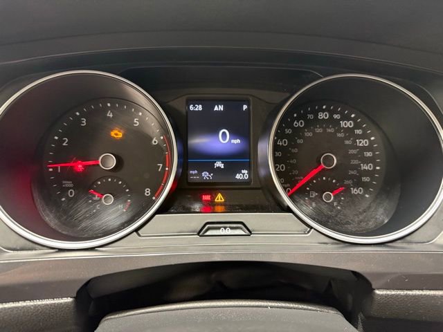 Used 2021 Volkswagen Tiguan SE image 11