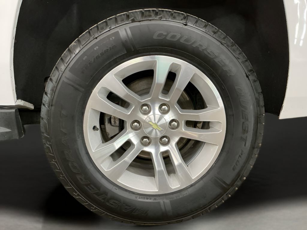 Used 2019 Chevrolet Suburban LT image 39