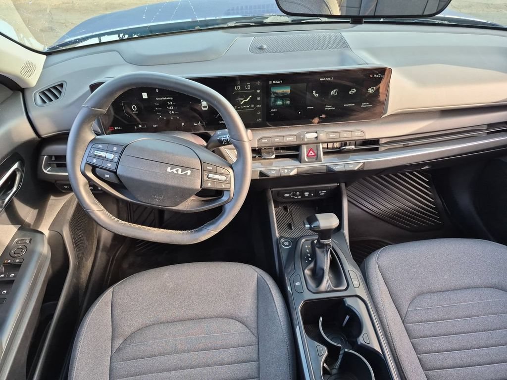 Certified 2025 Kia K4 GT-Line Turbo FWD image 20