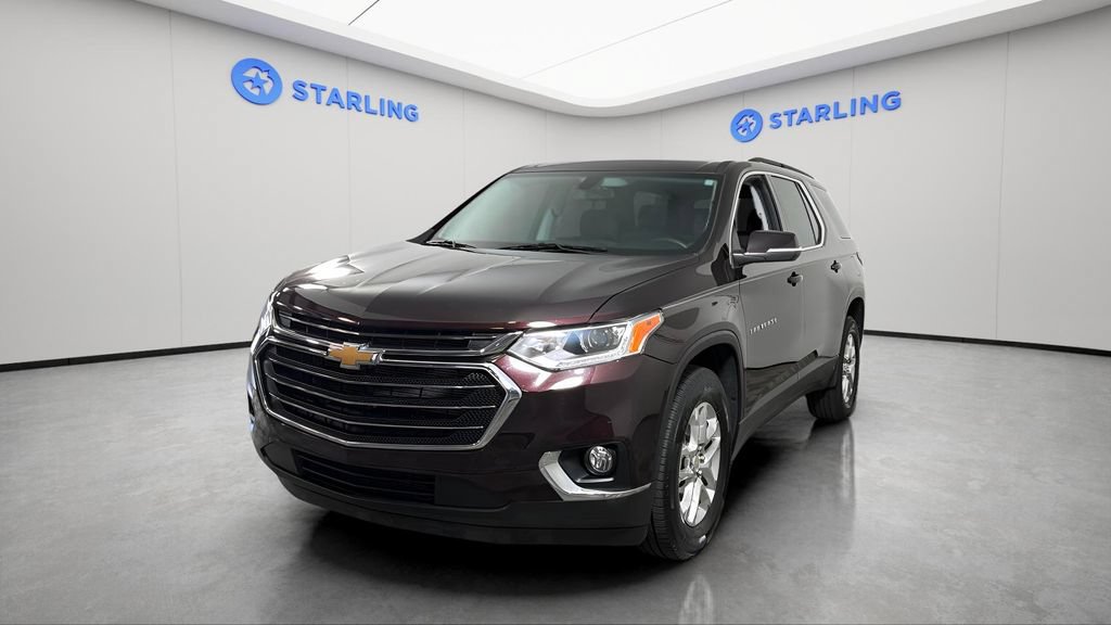 Certified 2021 Chevrolet Traverse LT FWD image 1