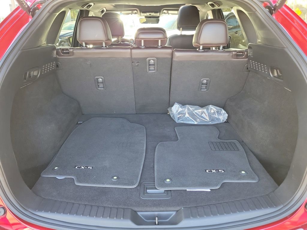 Used 2022 MAZDA CX-5 Signature image 8