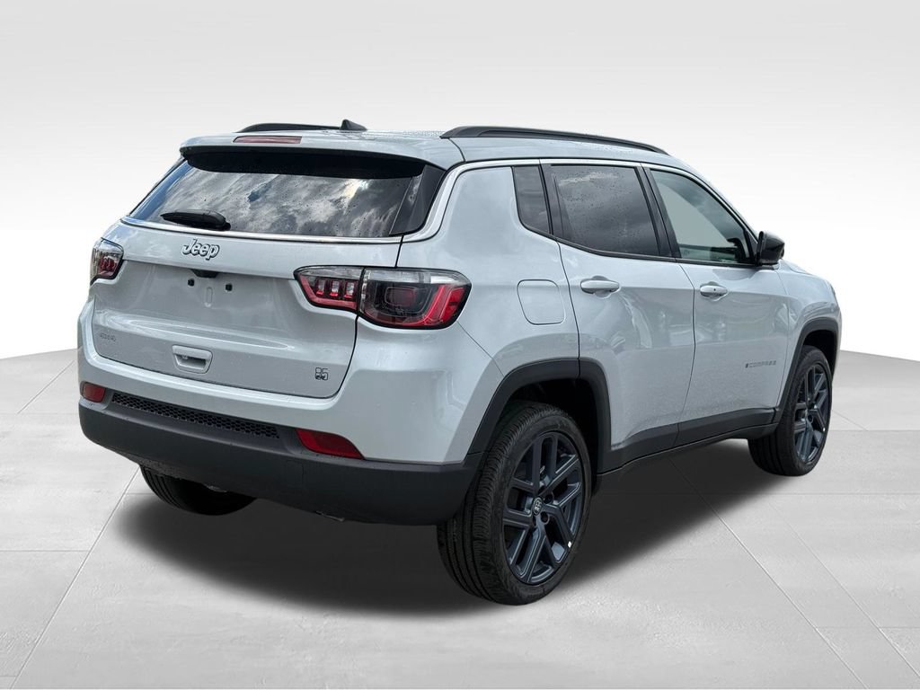 New 2026 Jeep Compass Latitude AWD/4WD image 29
